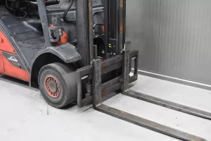52300 - 4
