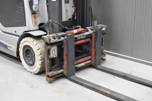 53163 - 4