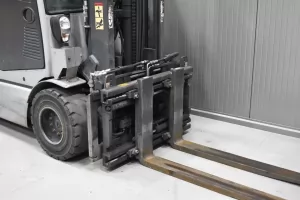 53449 - 4