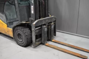 55617 - 4
