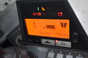 55617 - 8