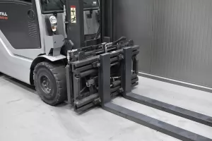 55858 - 4