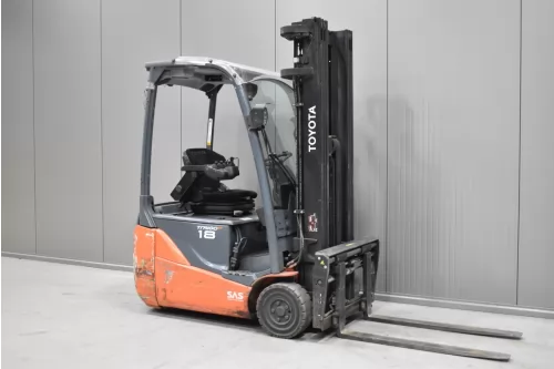 57206 TOYOTA 8FBEK18T