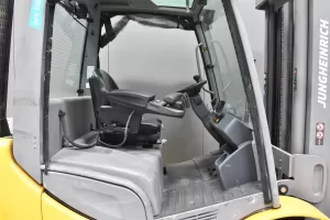 57548 - 3