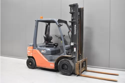 57571 TOYOTA 52-8FDF20