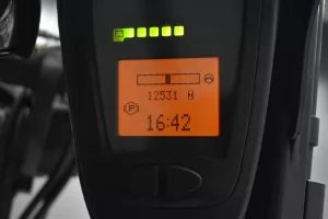 57643 - 8