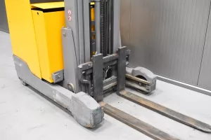 57692 - 4
