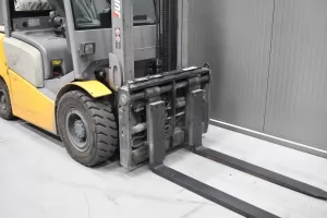 57749 - 4
