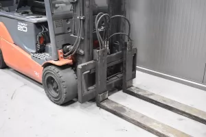 57878 - 4