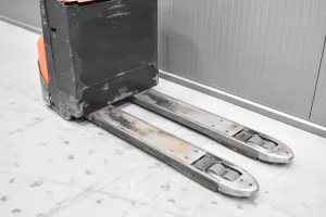 57990 - 3