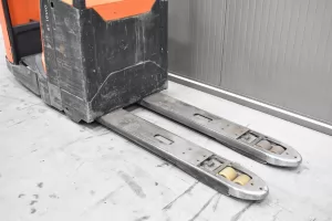 57996 - 3