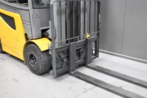 58236 - 4