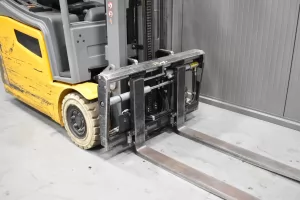 58242 - 4
