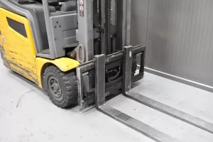 58245 - 4