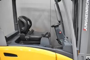 49423 - 3