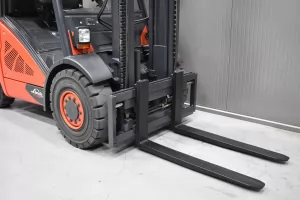 52381 - 4