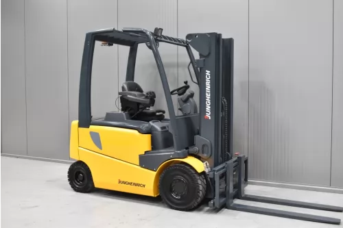 56114 JUNGHEINRICH EFG 425 k