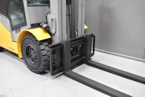 57306 - 4