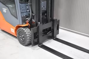 57610 - 4