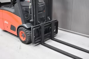 57647 - 4