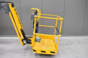 57685 - 3