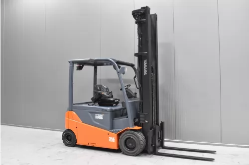 57759 TOYOTA 8FBMT35