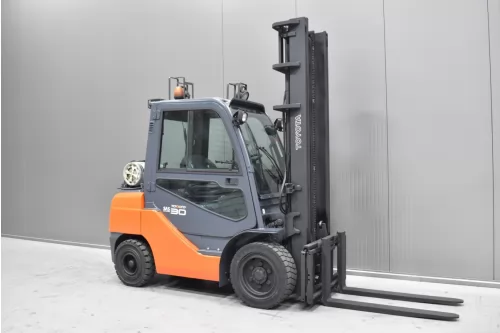 57919 TOYOTA 02-8FGF30