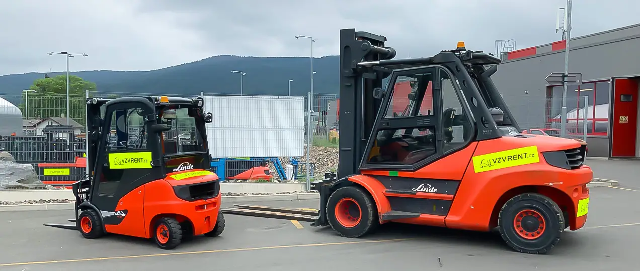 Counterbalanced forklifts