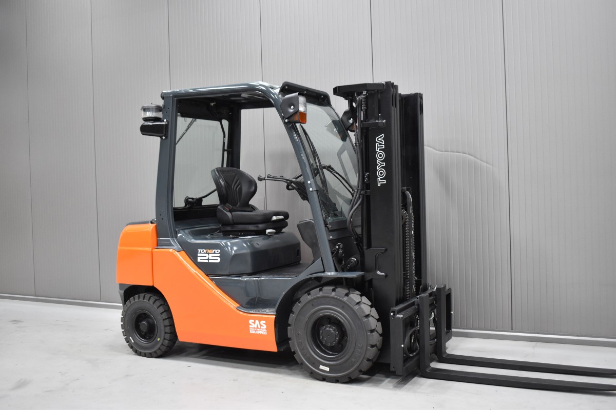 44218 TOYOTA 02-8FDF25