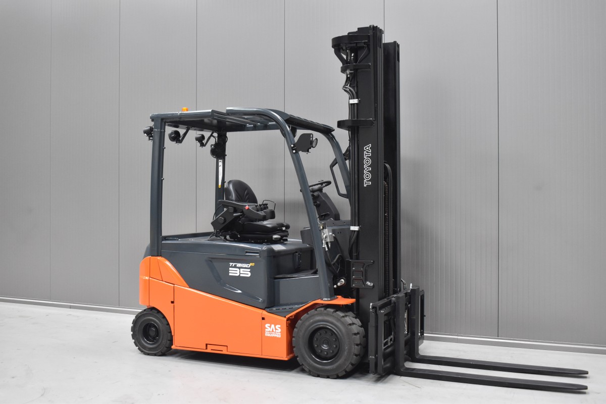 45276 TOYOTA 05-8FBM35T