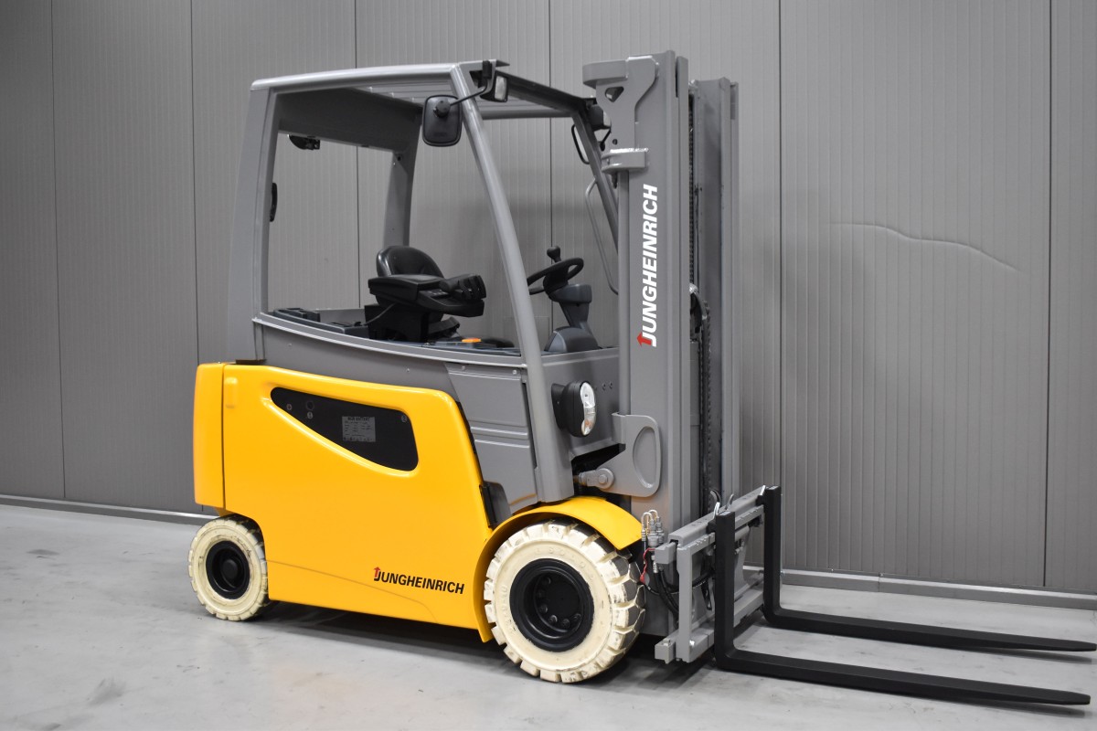 47043 JUNGHEINRICH EFG 425 k